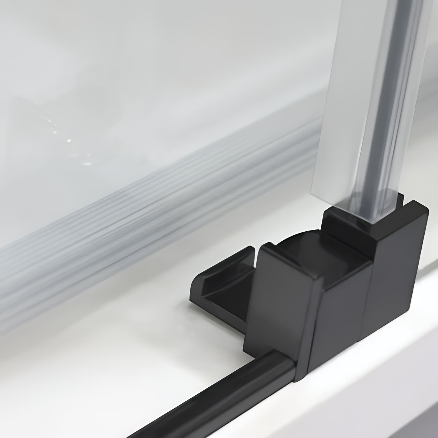 Paroi de douche coulissante largeur 160 cm hauteur 200 cm profilé noir verre clair clean